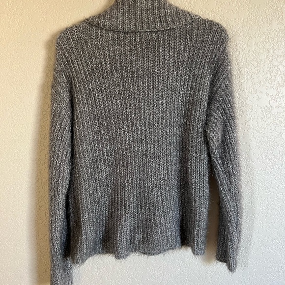 LIKE NEW Premise size medium grey/white colored cowl neck sweater. - Picture 5 of 5